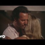 ¿Julio Iglesias sigue activo en la música hoy en día?