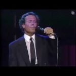 ¿Julio Iglesias ha realizado giras mundiales?